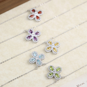 Collar de Plata de Ley 925 con 9 Piedras Naturales en Forma de Pera de 3*5mm, Diseño de Trébol de 4 Hojas, Joyería de Cristal y Piedras Preciosas al por Mayor - Product Image 3