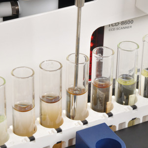 Fábrica Profissional DIRUI Analisador De Urina Analisador De Sedimentos 50 Amostras Máquina De Análise De Urina Totalmente Automática