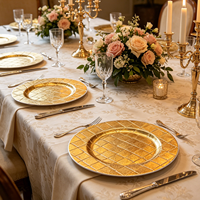 Assiettes de Présentation Classiques en Plastique PP Personnalisables OEM, Dorées Effet Diamant, Texture Matelassée, Durables, Non Toxiques, Grandes Commandes pour Événements