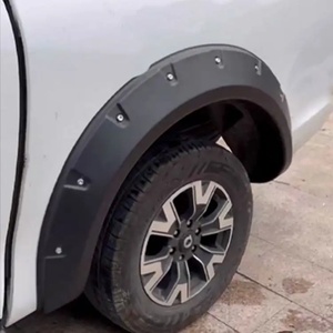 Accesorios para Automóviles en Oferta, Repuestos de Alta Calidad, Guardabarros de Color Negro para TOYOTA FORTUNER - Product Image 5