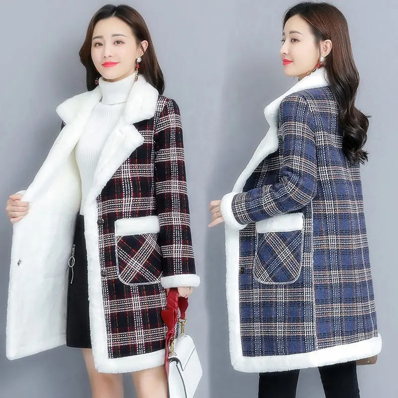 2021 가을과 겨울 플러시 두꺼운 여성의 격자 무늬 긴 재킷 코트 코튼 코트 내부 따뜻한 양고기 캐시미어 카디건