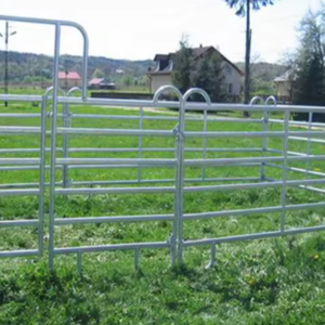 Panel de Barrera Portátil de Metal Económico y Fácil de Mover para Corrales de Ganado, Caballos y Cabras - Product Image 1