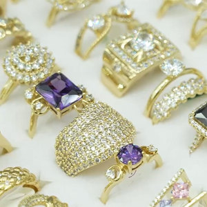 Anello da Donna XUPING Gioielli all'Ingrosso Placcato Oro Coreano 14k 18k 24k di Tendenza con Fiocco Cuore Corona Rosa per Fidanzamento e Matrimonio - Product Image 5