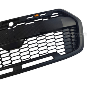 Kit carrosserie pour Ford Transit MK8 (2019-2025) Europe / (2020-2025) Amérique du Nord – Grilles de pare-chocs avant et extérieur - Product Image 6