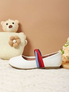 Chaussures plates pour enfants avec logo personnalisé, couleur unie, à lacets, pour bébé fille - Product Image 4