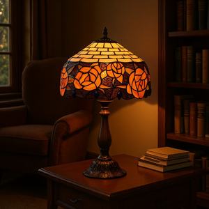 Lampe de table de style rétro européen, design flexible en verre teinté avec des roses, pour salon, salle à manger, chambre à coucher, chevet, décoration de bureau - Product Image 4