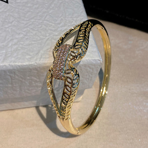European Fashion Women's Zircon Inlaid <b>Bangle</b> Gold And <b>Silver</b> Zinc Alloy <b>Bracelet</b> For Party Jewelry Accessory - Product Image 2