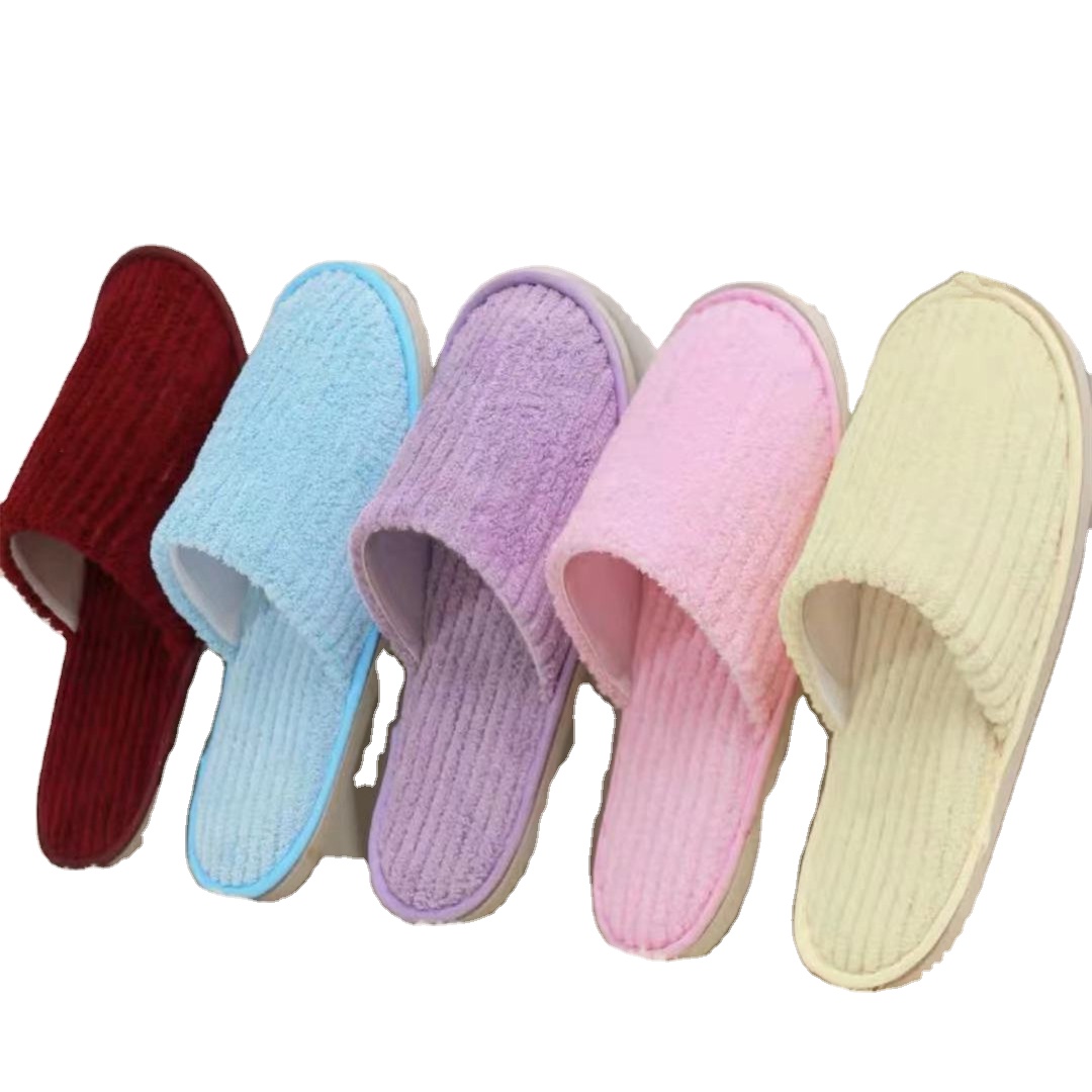 Роскошные коралловые велюровые тапочки с логотипом на заказ, оптовая продажа одноразовых гостиничных тапочек