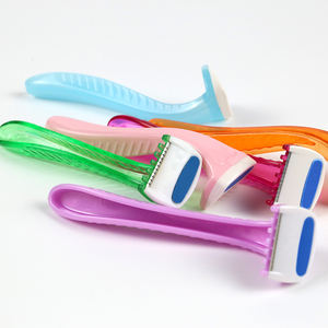 มีดโ<span class=keywords><strong>ก</strong></span>นแบบใช้แล้วทิ้ง ใบมีดเดี่ยว สีชมพู สำหรับโกนขนบิกินี่ พร้อมหวีสำหรับผู้หญิง - Product Image 4