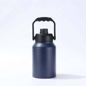 Bouteille d'eau isotherme sous vide en acier inoxydable à double paroi de 128 oz (un gallon) avec couvercle à paille - Product Image 2