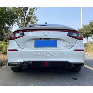สำหรับ Honda Civic รุ่นที่ 11 Hatchback ปี 2021-2024 ชุดแต่งกันชนหลังสีดำด้าน พร้อมลิ้นกันชนและดิฟฟิวเซอร์ - Product Image 3