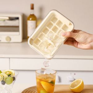 Bac à glaçons portable pour cuisine, en silicone de qualité alimentaire, grande capacité, congélation rapide, démoulage facile avec couvercle, marque Jin Li - Product Image 3