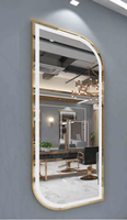 Miroir de Coiffure LED Style Moderne avec Table et Lumières en Verre – Mobilier Personnalisé pour Salon de Coiffure, Maquillage, École et Salon