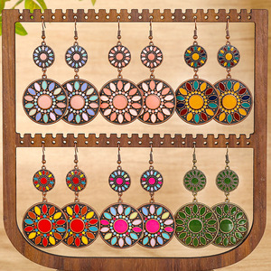 Boucles d'oreilles pendantes bohèmes en alliage plaqué bronze antique, bijoux de fête pour femmes - Product Image 1