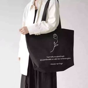 Sacs à bandoulière pliables en toile personnalisés pour femmes avec motif lettres et fermeture éclair, sacs fourre-tout promotionnels réutilisables pour le shopping – Vente en gros - Product Image 5