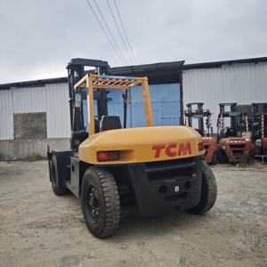 Chariot élévateur à fourche TCM diesel d'occasion japonais 1 tonne 1,8 m de hauteur de levage, puissance industrielle pour la manutention portuaire et la manutention de l'acier - Product Image 5