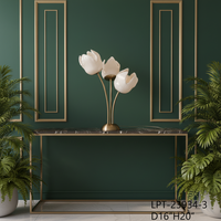 Lampe de bureau moderne nordique OEM ODM, design italien, LED 3500K blanc chaud, acier, crème, abat-jour en verre en forme de fleur, éclairage de table