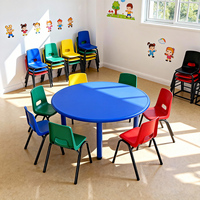 Chaise ergonomique pour enfants en PP confortable pour l'apprentissage à la maternelle, design empilable multicolore, chaises empilables