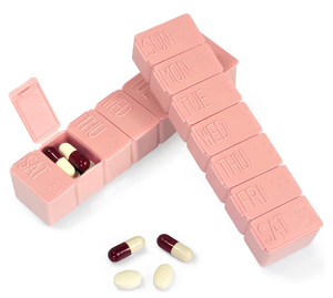 Boîte à pilules de 7 jours, conteneur de pilules hebdomadaire, petits étuis de rangement de pilules personnalisés, boîte à pilules organisateur pastel avec Braille - Product Image 1