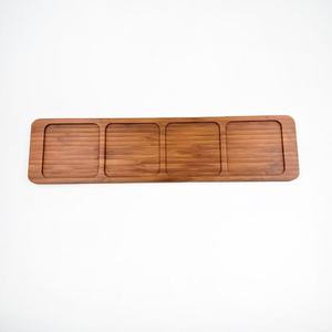 Plateau rectangulaire en bambou à quatre compartiments 48x12cm pour condiments, thé, sushis, usage domestique - Product Image 1