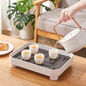 Plateau à thé carré moderne de style japonais avec réservoir d'eau, en plastique PP, multifonctionnel, durable, plateau de rangement pour salon - Product Image 1