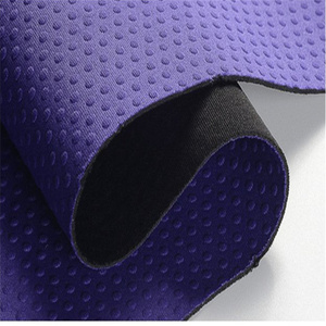 Tela de nailon de poliéster de neopreno SBR negra estampada para traje de <span class=keywords><strong>buzo</strong></span> Tela elástica Jacquard a cuadros compuesta de tres capas SBR - Product Image 2