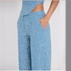 Conjunto de dos piezas de pantalones vaqueros ajustados sin mangas con espalda descubierta y diseño de mariposa para mujer, ideal para el verano. - Product Image 5