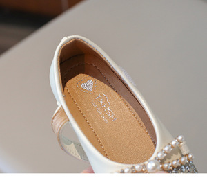 Scarpe da principessa ragazze 2024 nuove scarpe in pelle da ragazza alla moda con suola morbida di cristallo scarpe Casual brillanti - Product Image 6