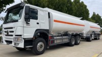 Camion-citerne Sinotruk d'occasion avec transmission manuelle Moteur diesel 6x4 Roue motrice Matériau en acier pour stockage d'huile Vente de Dubaï
