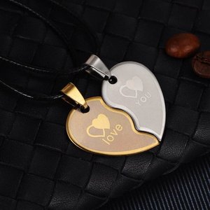Collana con Ciondolo a Cuore Puzzle 'I Love YOU' in Acciaio Inox Modello 18, Placcata in Oro 18K, Collana dell'Amicizia <span class=keywords><strong>per</strong></span> Migliori Amici e Coppie - Product Image 1