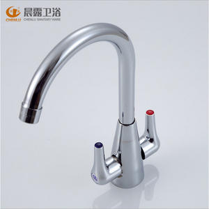 Grifo de Cocina Chenlu de 2 Manijas, Montado en el Encimera, con Válvula de Cerámica, Rotación de 360 Grados, Estilo Tradicional - Product Image 1