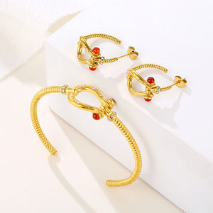 New Trendy Arrivals Statement 18K Gold Plated Stainless Steel Jewelry Vachette Clasp <strong>Horse</strong> <strong>Shoe</strong> Fashion Hoop Stud <strong>Earrings</strong> 2023 - Product Image 3