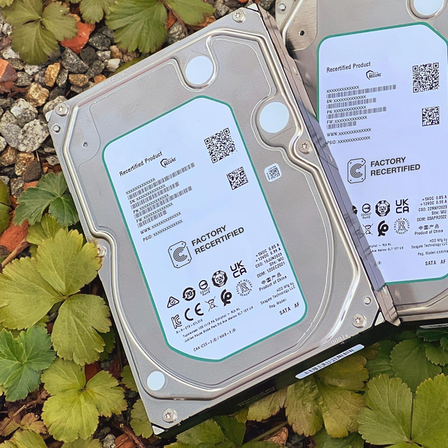 For X18 16TB Internal New Enterprise Server Hard Drive 3.5" SATA 6Gb/s 7200RPM 256MB Cache Metal & Plastic ST16000NM000J