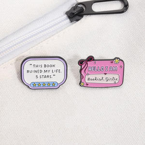 便签本俱乐部珐琅别针“我是书呆子女孩”胸针字母徽章有趣珠宝礼物送给孩子和朋友 - Product Image 4