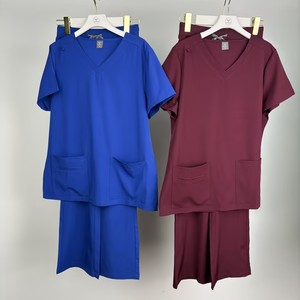 Divise Ospedaliere Unisex Personalizzate all'Ingrosso, Set in Poliestere Elasticizzato con Scollo a V, Resistenti alle Pieghe, OEM <span class=keywords><strong>XL</strong></span> - Product Image 3