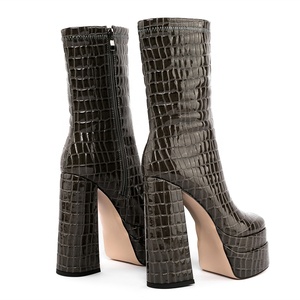 Botas de plataforma con estampado de piedra, punta cuadrada, tacón grueso y cremallera lateral para mujer, talla 43, venta al por mayor de fábrica 2022 - Product Image 6