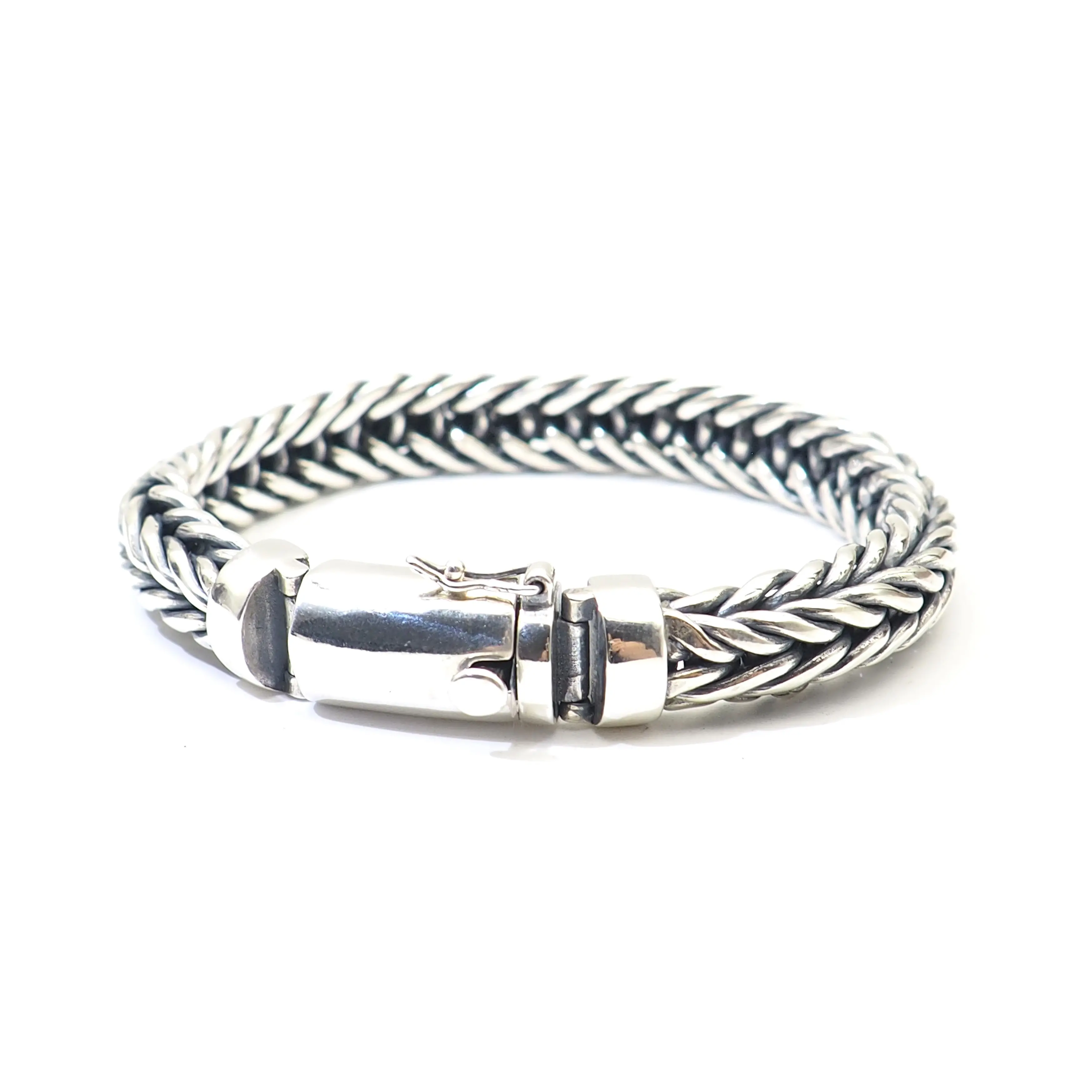 Luxo Handmade Weaving 925 Sterling Silver Latest Design Men Bracelet