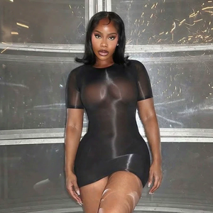 GHY6778 Nouvelle Robe Sexy Transparente à Manches Courtes et Couleur Unie pour Femme – Collection Printemps – Robes Tendance Amincissantes pour Femme – Vente en Gros - Product Image 3