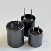 Haute puissance à travers trou inducteur bobine d'arrêt plomb radial pour suppression EMI fabricant d'origine en gros en vrac