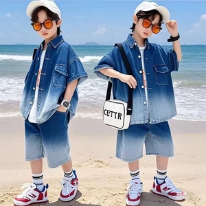 Nouveau Style 2023 Ensemble <span class=keywords><strong>Chemise</strong></span> <span class=keywords><strong>en</strong></span> <span class=keywords><strong>Jean</strong></span> d'Été pour Garçons Adolescents Dégradé de Couleurs : <span class=keywords><strong>Chemise</strong></span> <span class=keywords><strong>en</strong></span> <span class=keywords><strong>Jean</strong></span> + Short, Tenue 2 Pièces - Product Image 4