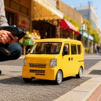 Mini voiture RC RWD Van jouet 2,4 GHz télécommandée, voiture de drift jaune ABS+Métal LED, véhicule à l'échelle 1:10 pour hobby