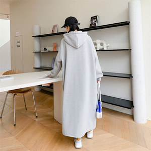 2023 inverno semplice <span class=keywords><strong>donna</strong></span> <span class=keywords><strong>donna</strong></span> aperta felpe <span class=keywords><strong>abito</strong></span> lungo con cerniera con cappuccio oversize stampa laterale spessa abiti con cappuccio - Product Image 4