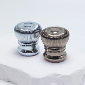 ขวดน้ำหอมแก้วทรงกลมใส ขนาด 50 มล. รุ่น MUB ดีไซน์ใหม่ พร้อมฝาซิงค์หรูหรา - Product Image 5