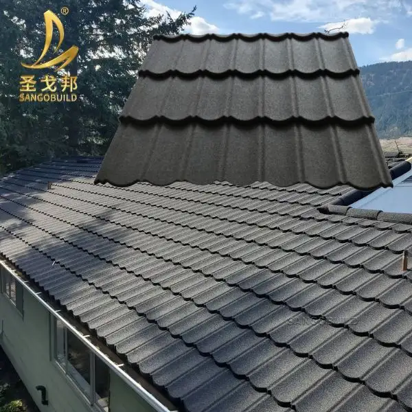 Lámina de techo de acero con revestimiento de piedra, Material de construcción, azulejos de techo sintético, Color rojo, moderno, diseño de techo de Villa