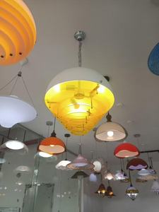 Lámpara Colgante Acrílica con Diseño de Atardecer, Lámpara Colgante Circular de Múltiples Capas, Estilo Bauhaus - Product Image 4