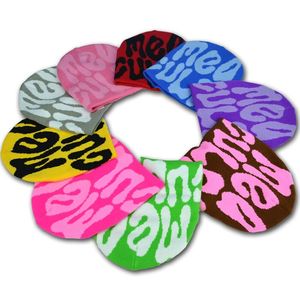 Gorros de Punto Acrílicos 100% Personalizados para Invierno, <span class=keywords><strong>Gorro</strong></span> Beanie sin Borde con Logotipo de Diseñador para <span class=keywords><strong>Hombre</strong></span> y Mujer, <span class=keywords><strong>Gorro</strong></span> Tipo Skull Cap al por Mayor - Product Image 3