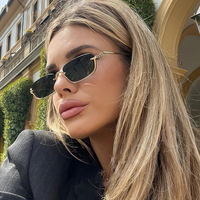 Gafas de Sol de Diseño de Lujo 2026 para Mujer, Montura Rectangular Pequeña, Gafas de Sol Cuadradas de Metal de Alta Calidad, Nuevas Gafas de Sol Negras Sexys