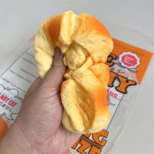 Sac Ananas Géant 15 cm, Jouet de Décompression à Rebond Lent, Super Doux, en PU, Simulation Pain au Lait - Product Image 5