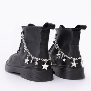Cadena con colgante de estrella para botas de combate, punta redonda, suela de goma, accesorio de moda, color blanco K - Product Image 1
