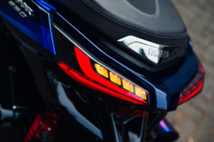 Feu arrière LED <span class=keywords><strong>XMAX</strong></span> NOUVEAU JPA, feu stop arrière pour <span class=keywords><strong>YAMAHA</strong></span> <span class=keywords><strong>XMAX</strong></span> 300 2023 2024, PIÈCES ET ACCESSOIRES MOTO - Product Image 4